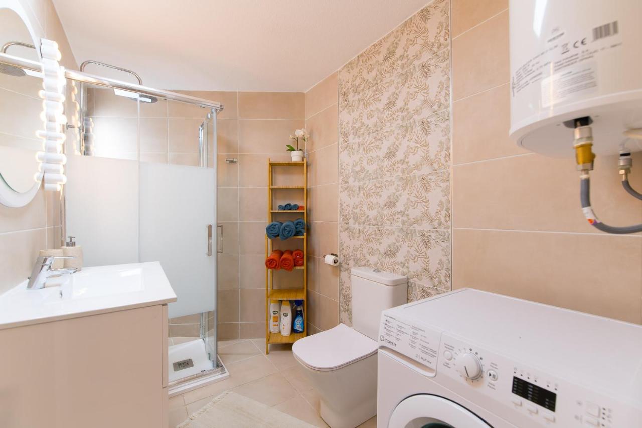 Sea View, Newly Renovated, 2 Bedrooms Apartment In Costa Adeje Exterior foto